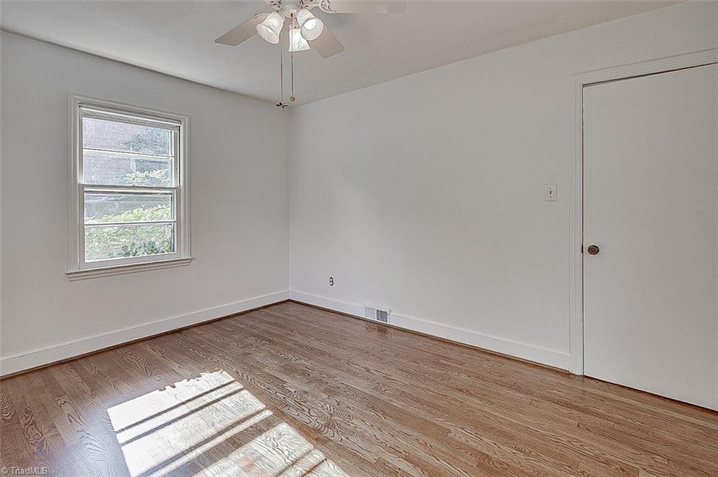 Greensboro, North Carolina 27403, United States, 2 Bedrooms Bedrooms, ,1 BathroomBathrooms,Residential,Active,217837