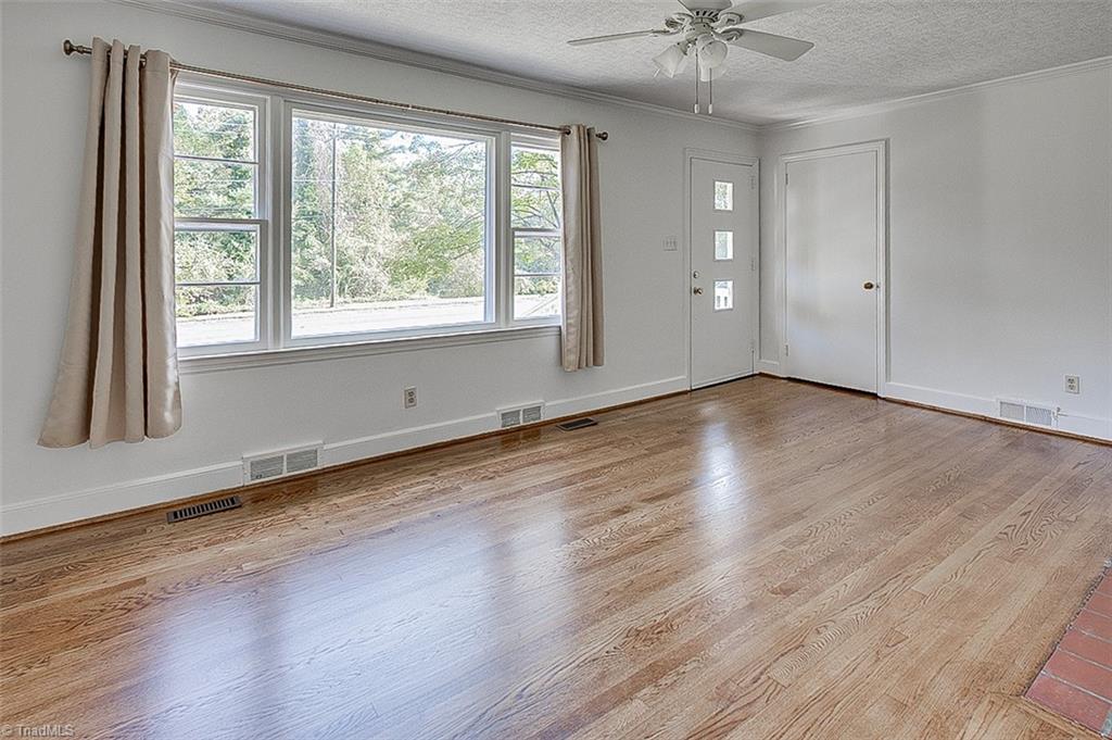 Greensboro, North Carolina 27403, United States, 2 Bedrooms Bedrooms, ,1 BathroomBathrooms,Residential,Active,217837