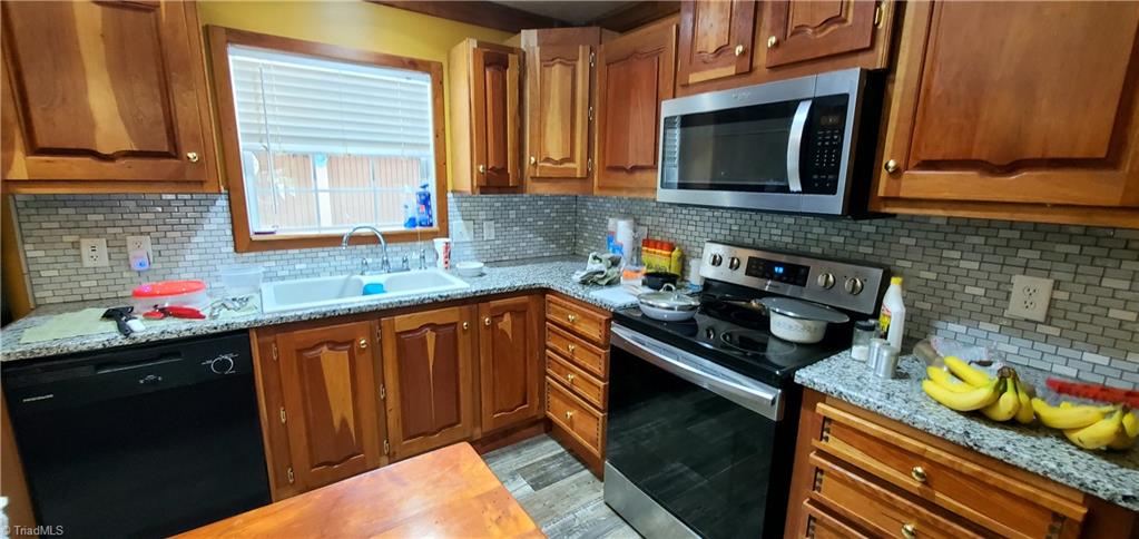 Photo 12 of 47 of 859 Fred Miller Road mobile home