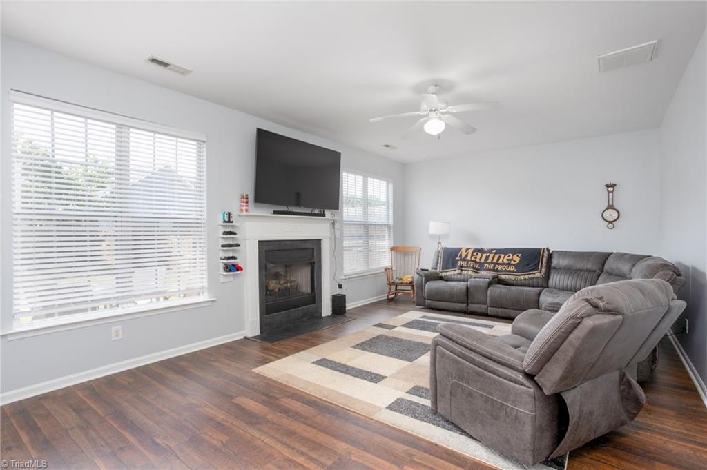 916 Edgewater Road