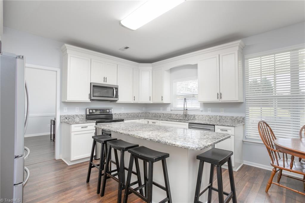 916 Edgewater Road