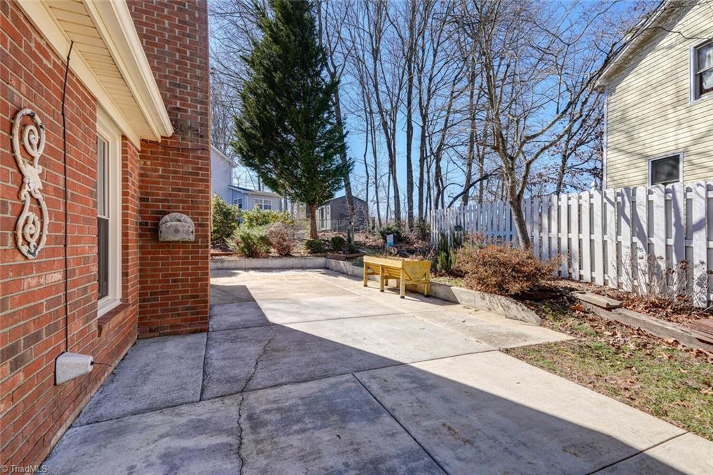 2000 Stratford Place, Reidsville, North Carolina image 29