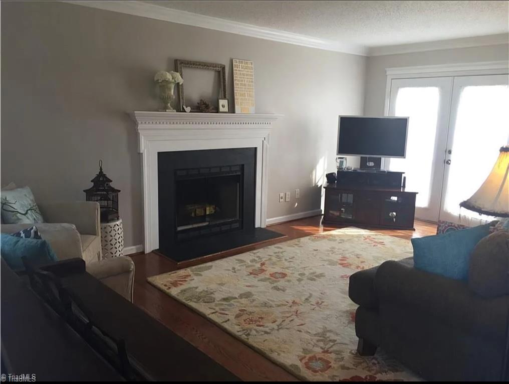 4901 Chimney Springs Drive, Greensboro, North Carolina image 3