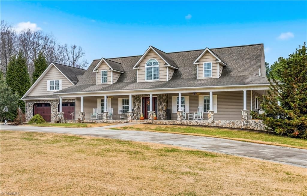 Photo of 5971 Holder Road, Clemmons, NC 27012 (MLS # 1214030)
