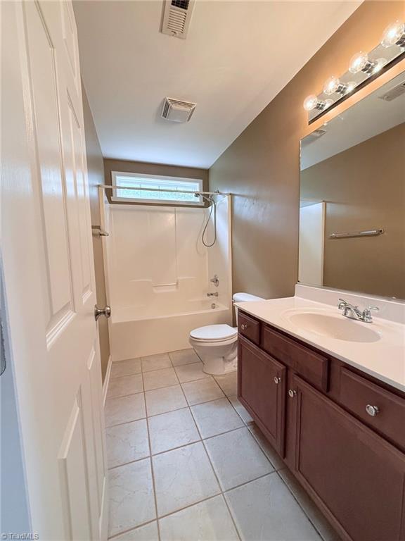 5628 Roundup Circle, Greensboro, North Carolina image 22