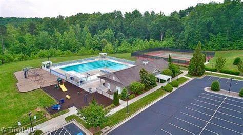 5628 Roundup Circle, Greensboro, North Carolina image 32