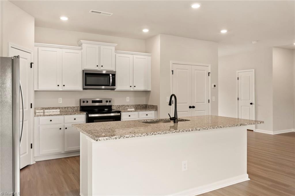 109 Courtland Drive, King, North Carolina image 11