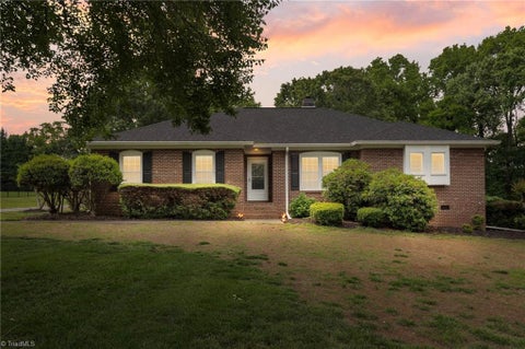 Homes For Sale - 211 Hidden Creek Drive<br/> Advance, NC 27006