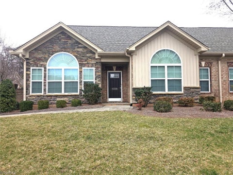 Townhouse For Sale - 5335 Lair Drive<br/> Greensboro, NC 27407