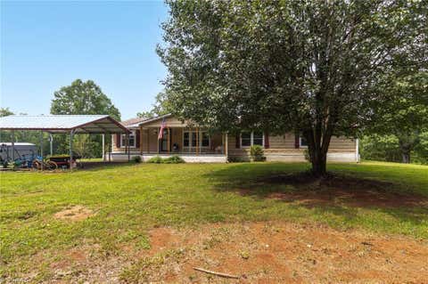 Mobile Home For Sale - 1352 Gravitte Road<br/> Stokes County, Pilot Mountain, NC 27041