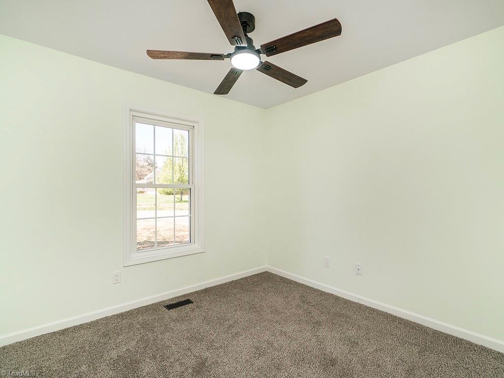 331 N Logan Street, Burlington, North Carolina image 23