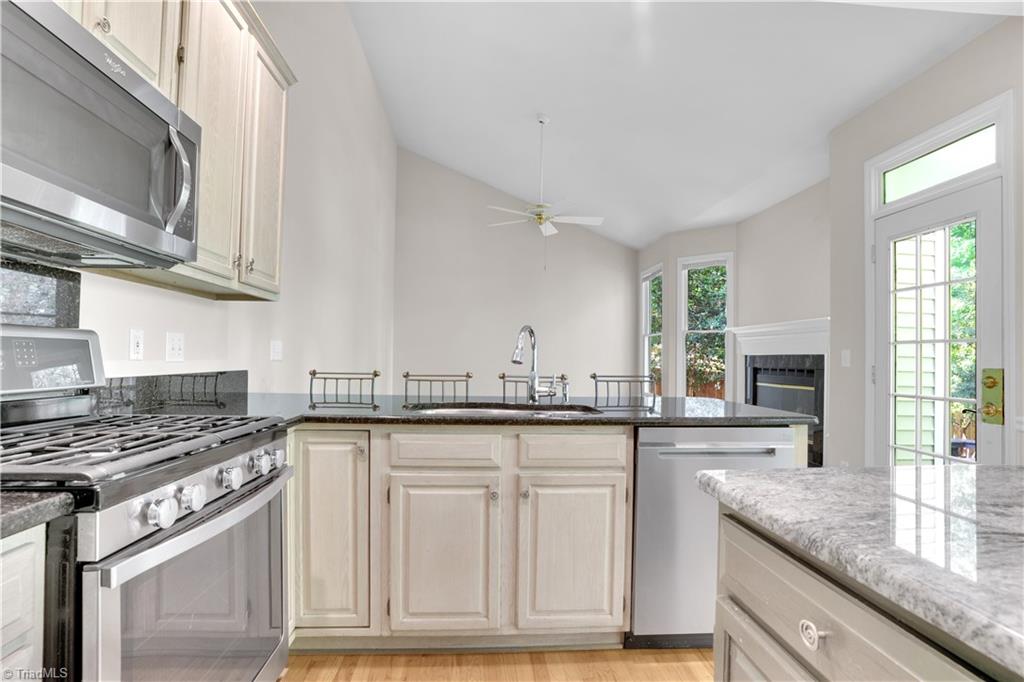 4507 Brandt Ridge Drive, Greensboro, North Carolina image 15