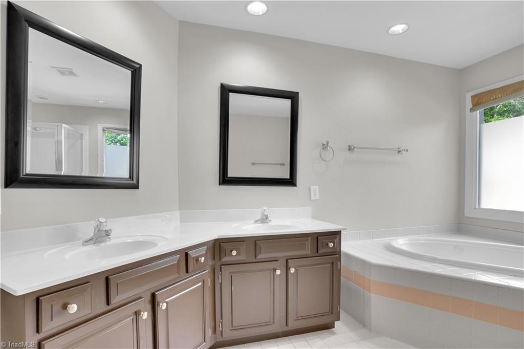 4507 Brandt Ridge Drive, Greensboro, North Carolina image 24