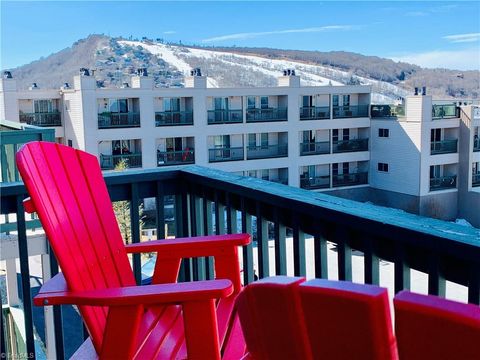 A home in Beech Mountain