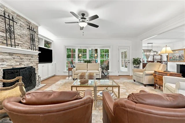1408 Bethany Drive, photo 4 of 47