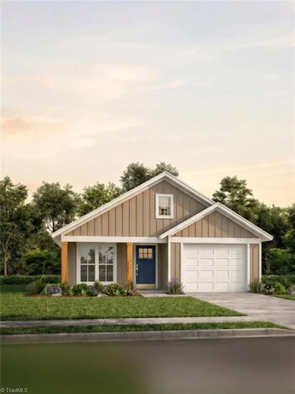 809 Granby Avenue, photo 1 of 3