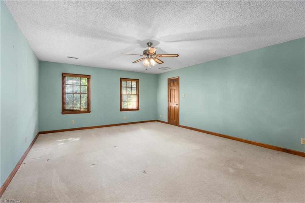 101 Byrnwood Drive, Jamestown, North Carolina image 29