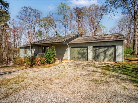 Homes For Sale - 8626 Bull Road<br/> Guilford County, Colfax, NC 27235