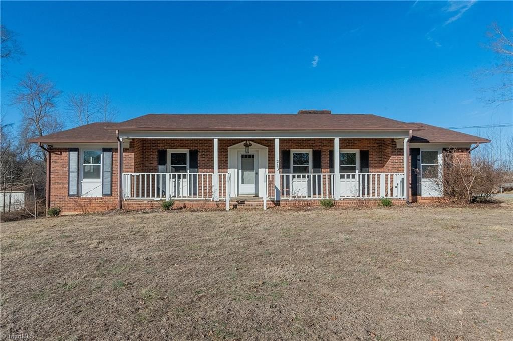 Photo of 213 Sidney Street, Lexington, NC 27295 (MLS # 1209187)