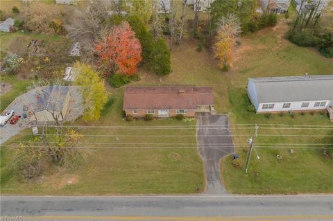 A home in Pfafftown