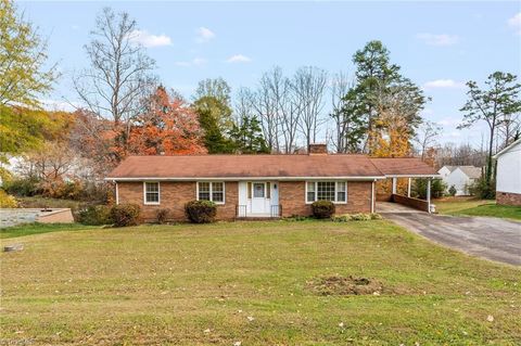 A home in Pfafftown