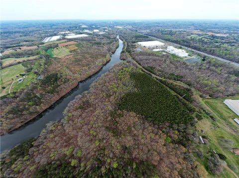 1316 S NC Highway 61 Whitsett NC 27377