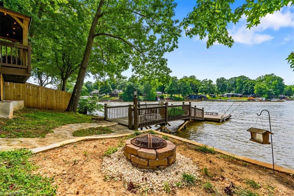 718 Lake Drive 9 Drive #9, Lexington, North Carolina image 35