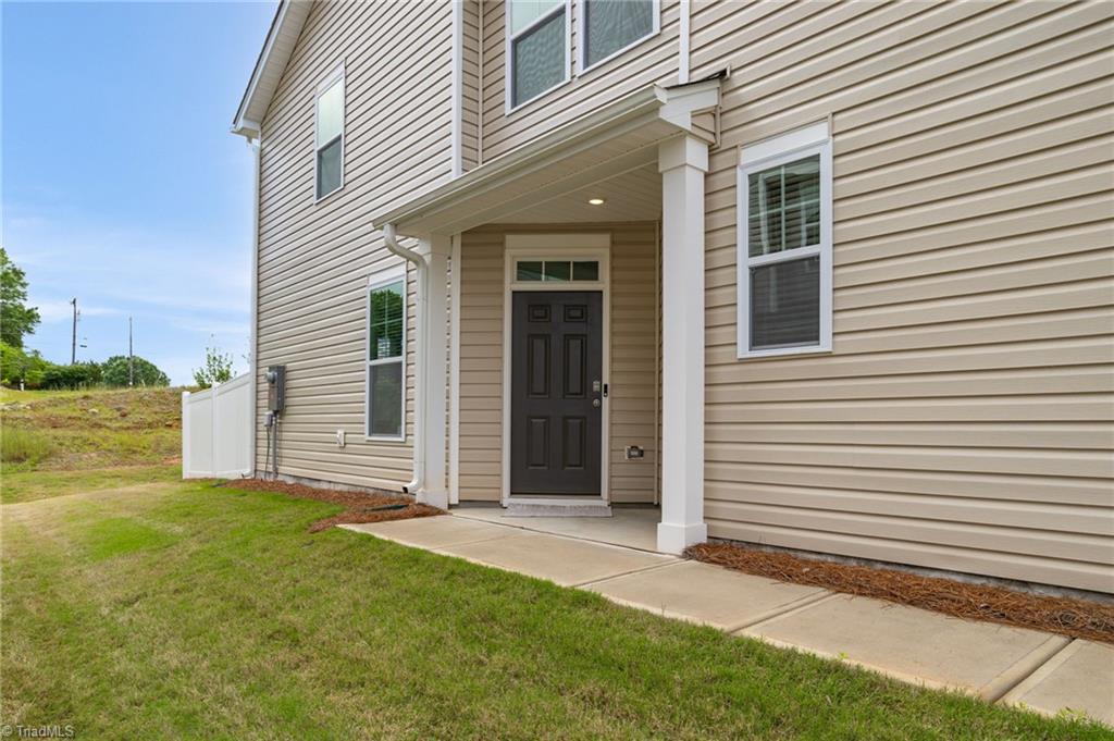1230 Evelynnview Lane, Kernersville, North Carolina image 3