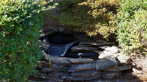 A home in Kernersville