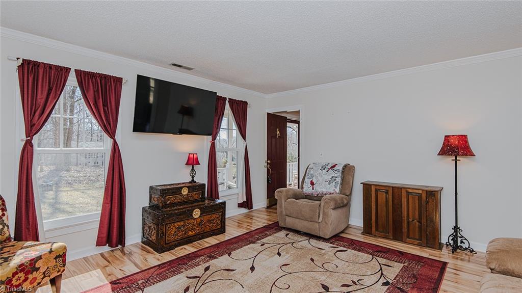 6147 Spring Forest Drive, Pfafftown, North Carolina image 8