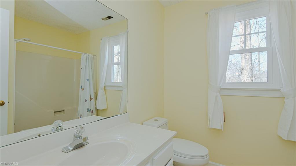 6147 Spring Forest Drive, Pfafftown, North Carolina image 27