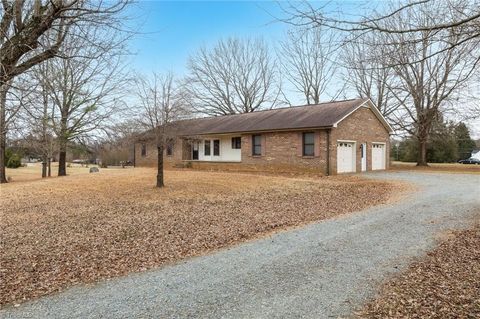 A home in Pfafftown