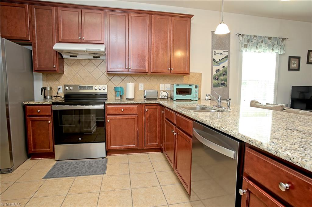 5409 Broadleaf Road, Summerfield, North Carolina image 6