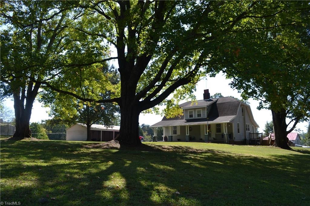 Photo of 134 Settlement Loop, Stoneville, NC 27048 (MLS # 1237744)