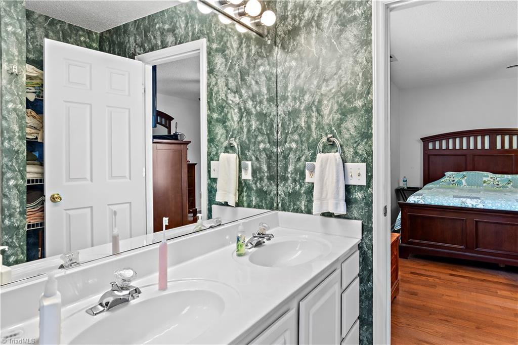 583 Porter Lane, Kernersville, North Carolina image 15