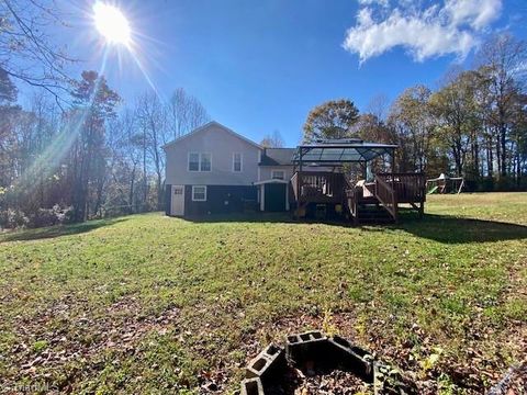 A home in North Wilkesboro