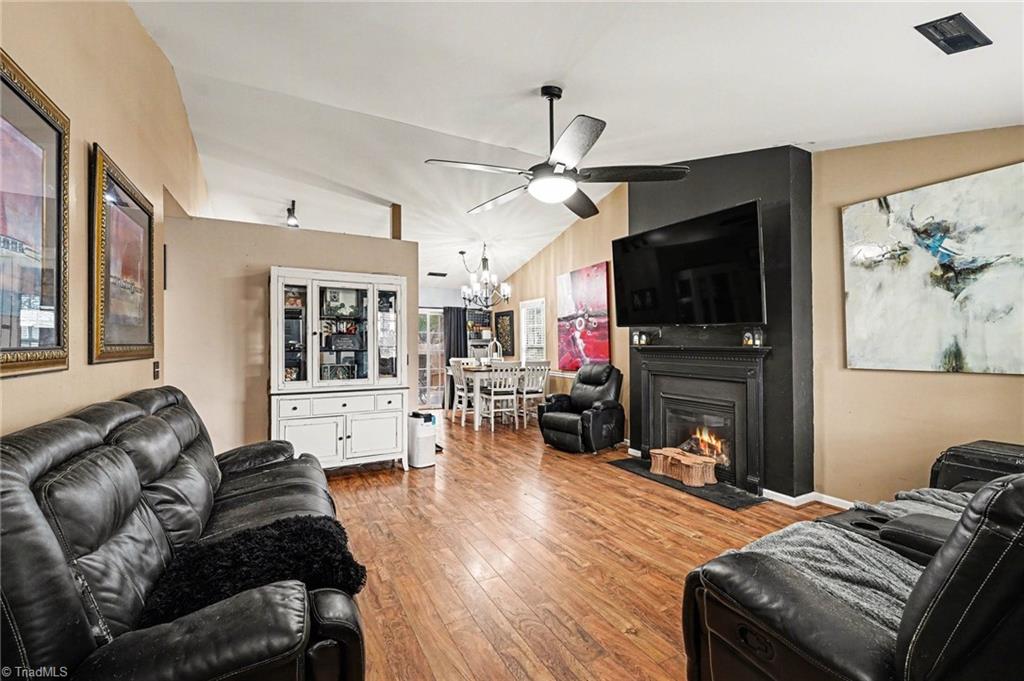 1821 Pope Hill Court