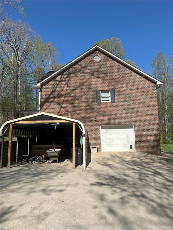 183 Alpine Drive, Wilkesboro, North Carolina image 3