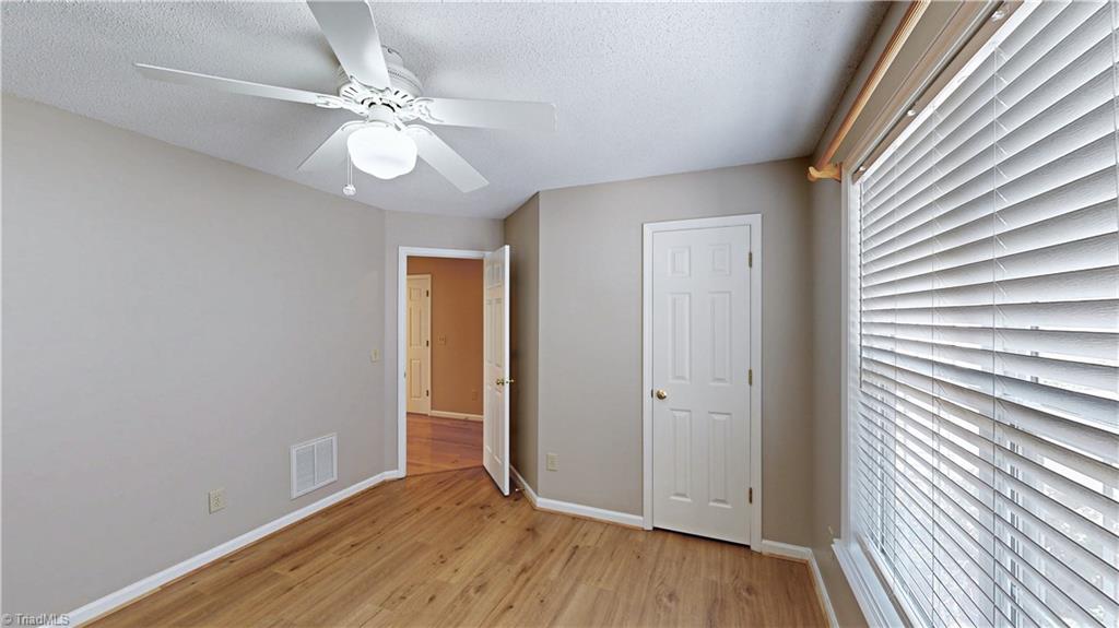 3133 HIGH BRIDGE Circle