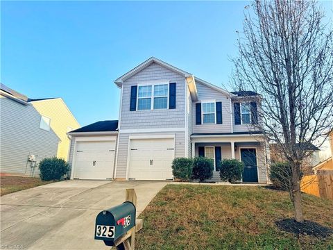 Homes For Sale - 325 Huckleberry Loop<br/> Mebane, NC 27302