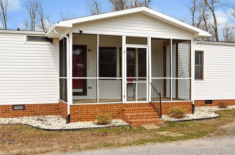 A home in Tobaccoville