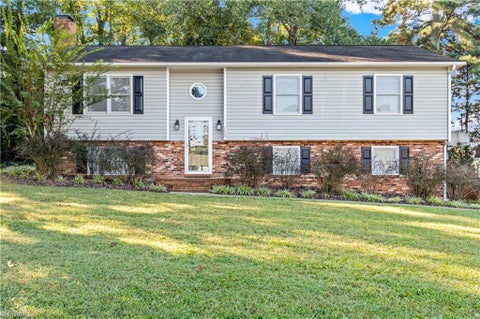 Homes For Sale - 173 Pam Drive<br/> Winston-Salem, NC 27107