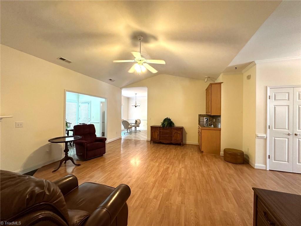 489 Meadows Edge Court, Clemmons, North Carolina image 7