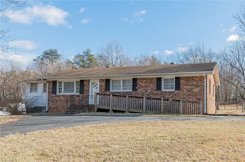 7210 Vance Road Kernersville NC 27284