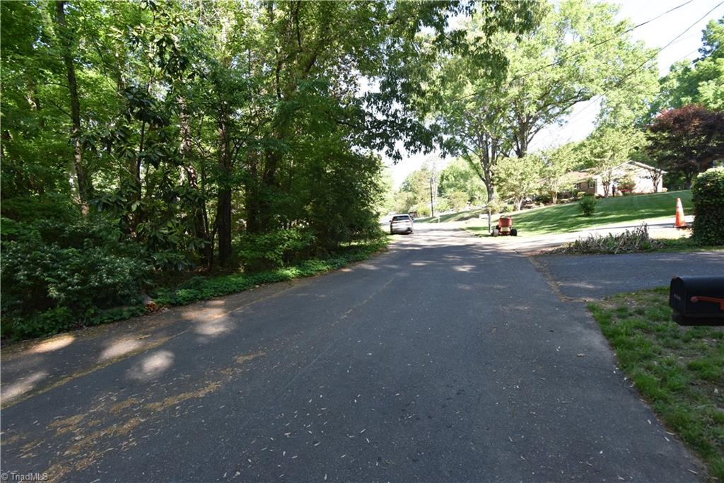 8212 Troxaway Court