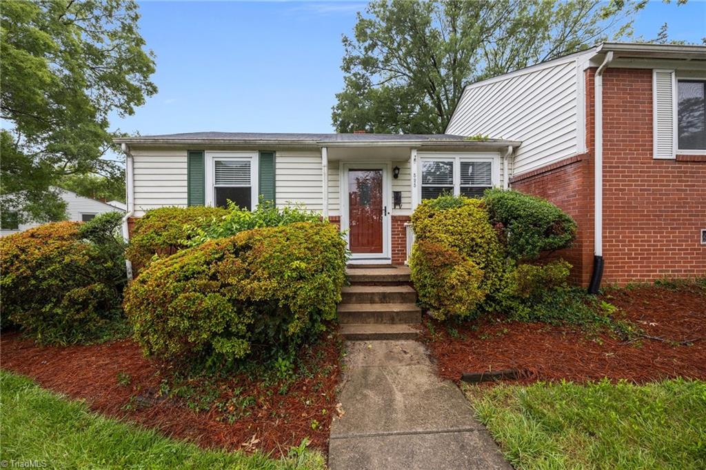 525 Overlook Street, Greensboro, North Carolina image 1