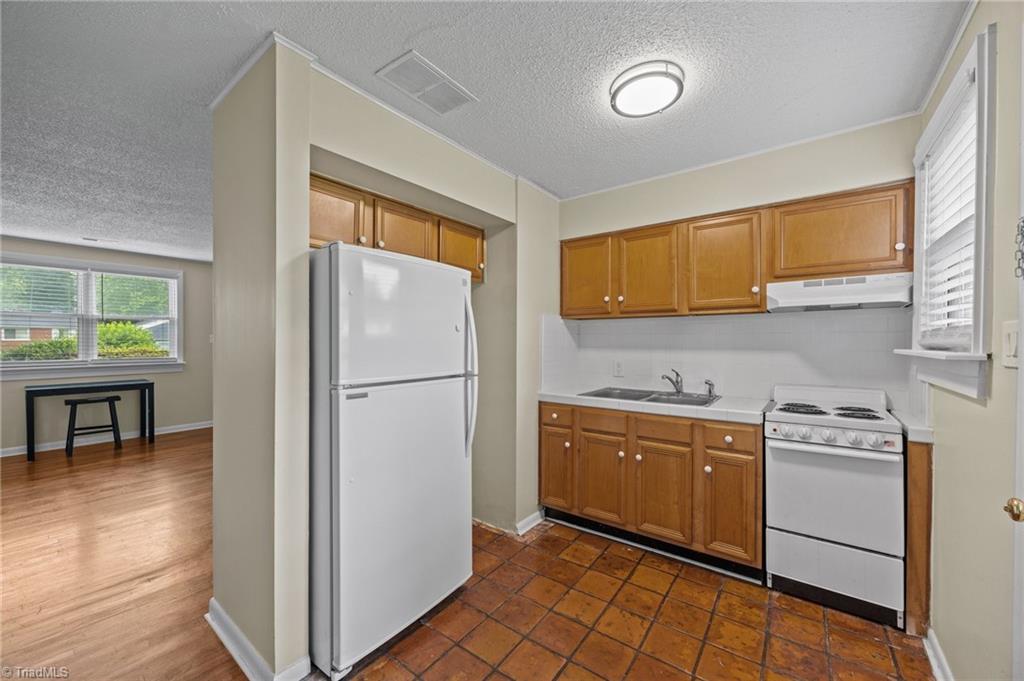 525 Overlook Street, Greensboro, North Carolina image 15