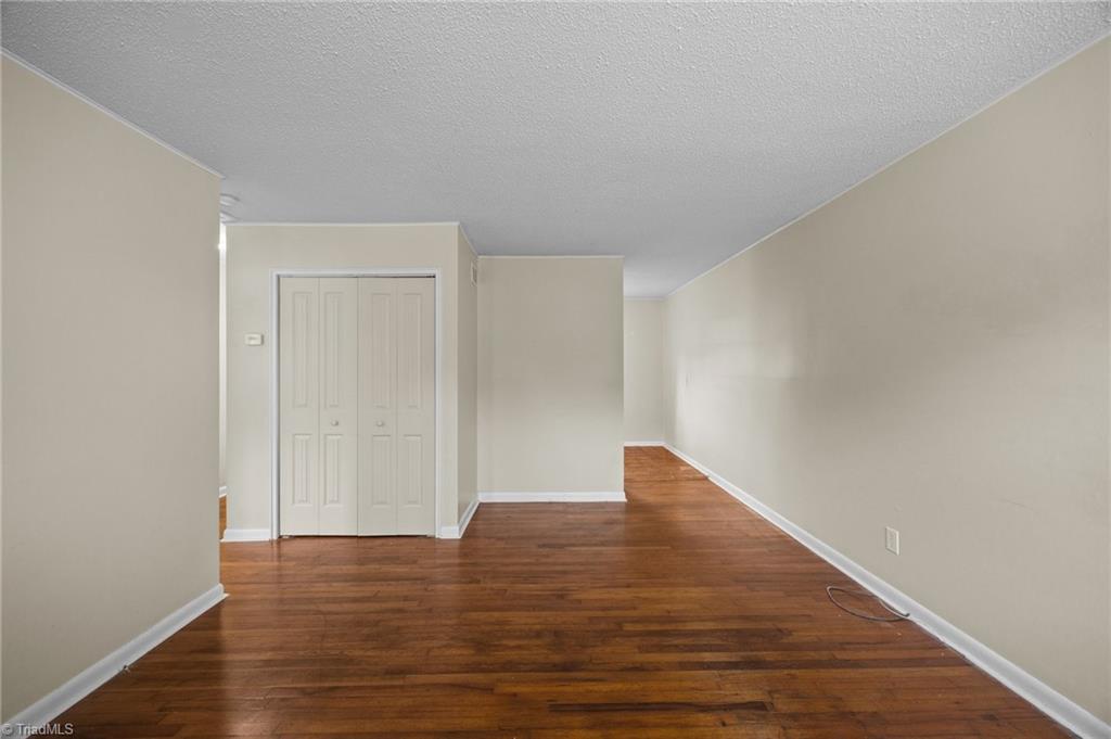 525 Overlook Street, Greensboro, North Carolina image 17