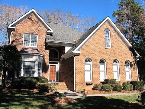 A home in Clemmons