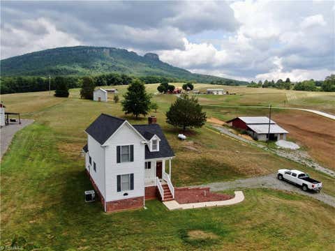 Homes For Sale - 1933 Shoals Road<br/> Pinnacle, NC 27043